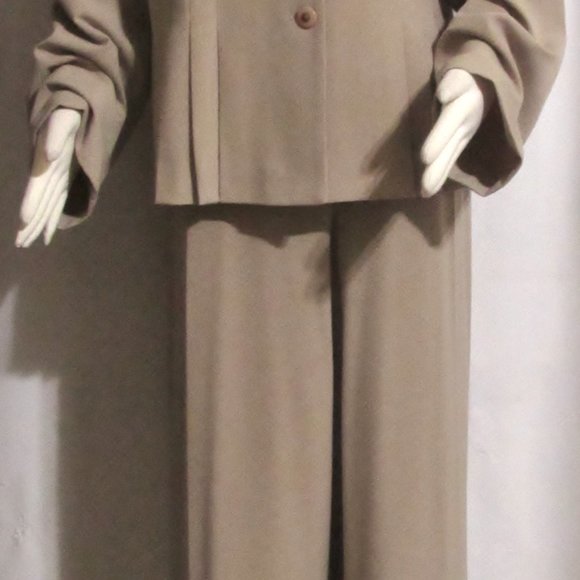 Womens Ladies Plus DANNY & NICOLE Biege Jacket & Pants Suit 22W 22 Woman - Picture 2 of 11